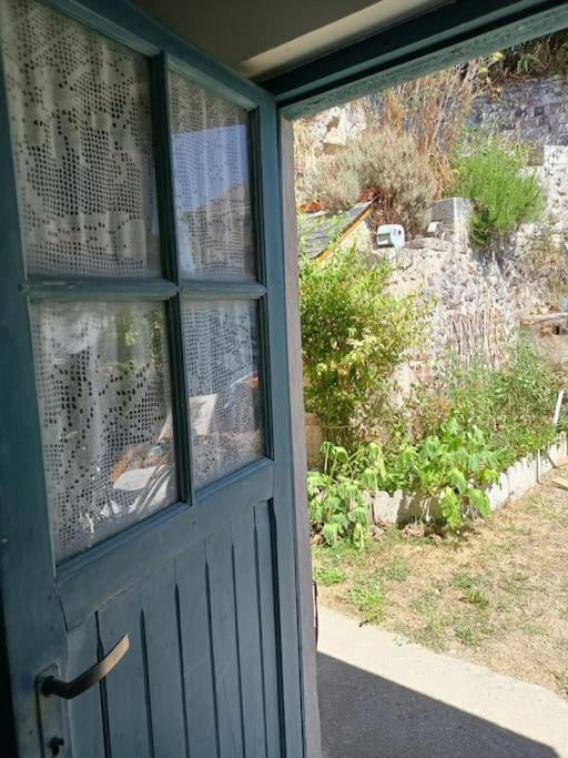 L'Atelier-Chambrette Dans Le Jardin Avec Salle De Bains, Sans Cuisine Trôo Exterior foto